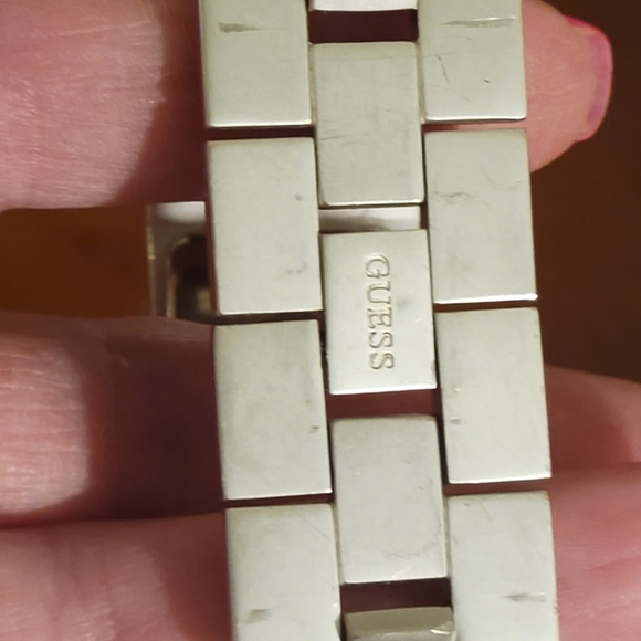 Guess Watch Matte Silver Bracelet - Picture 5 of 8